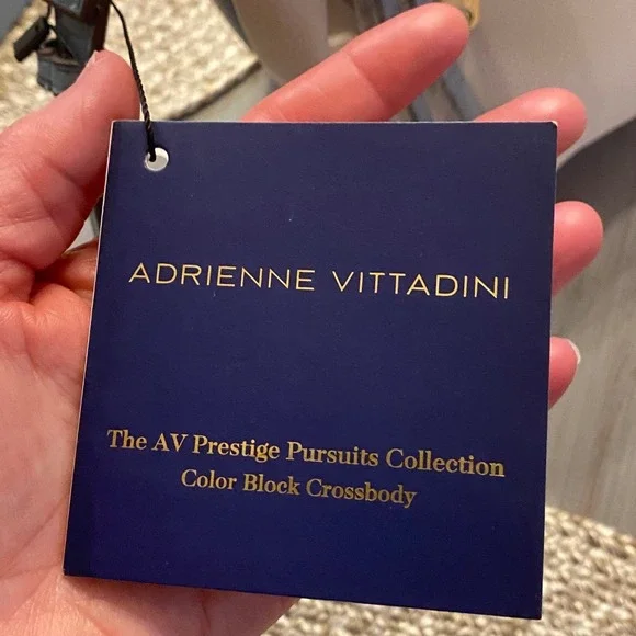 Adrienne Vittadini Two-Tone Light Gray Crossbody Bag with Dark Gray Trim - Picture 8 of 13